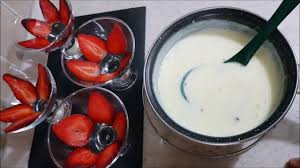 Ëmbëlsirë e Shpejtë Vanilje me Luleshtrydhe / Strawberry and pudding